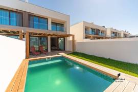 2+1-bedroom apartment with private pool, in the tourist development Pestana Porto Covo Village