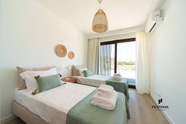 2+1-bedroom apartment with private pool, in the tourist development Pestana Porto Covo Village