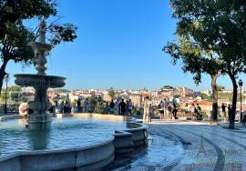 Trespasse - restaurant in full activity - Bairro Alto - Lisbon Trespasse - restaurant in full activity - Bairro Alto - Lisbon