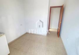 Two-story house with patio and garage in Puebla de la Calzada · 4 bedrooms · 3 bathrooms