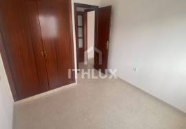 Two-story house with patio and garage in Puebla de la Calzada · 4 bedrooms · 3 bathrooms