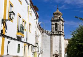 Building for recovery, located in Terrugem - Elvas - Alentejo