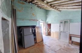 Building for recovery, located in Terrugem - Elvas - Alentejo
