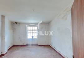 Building in the Historic Center of Elvas – Unique Investment Opportunity