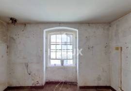 Building in the Historic Center of Elvas – Unique Investment Opportunity