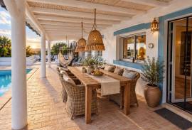 Charming 2-Bedroom Villa with Pool & Stunning Views Across the Hills to the Sea – Near Santa Catarina da Fonte do Bispo Charming 2-Bedroom Villa with Pool & Stunning Views Across the Hills to the Sea – Near Santa Catarina da Fonte do Bispo