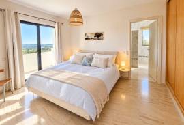 Elegant 3+1 Bedroom Villa with Breathtaking Sea Views near Loulé Elegant 3+1 Bedroom Villa with Breathtaking Sea Views near Loulé