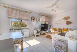 Detached 3+ bedroom villa with pool and basement near Almancil.