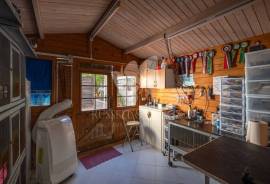 Detached 3+ bedroom villa with pool and basement near Almancil.