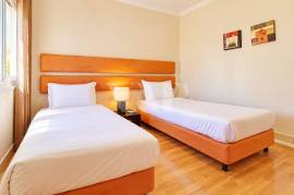 2 Bedroom Top Floor Apartment with Large Terraces for Annual Rental in Vilamoura