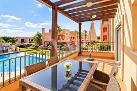 2 Bedroom Top Floor Apartment with Large Terraces for Annual Rental in Vilamoura