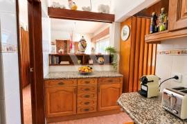 2 Bedroom Apartment to Renovate Near Vilamoura Marina