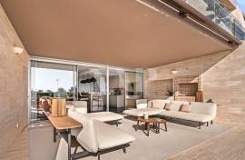 2 Bedroom Apartment with Large Terrace in Laguna Village, Vilamoura