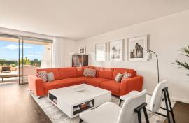 2 Bedroom Apartment with Large Terrace in Laguna Village, Vilamoura