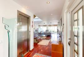 4 Bedroom Villa with Private Pool, Elevator and Luxury Basement in Vilamoura