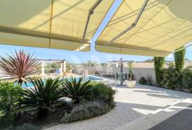 4 Bedroom Villa with Private Pool, Elevator and Luxury Basement in Vilamoura