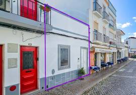 Tavira centre 3 bedroom townhouse with large sun terraces Tavira centre 3 bedroom townhouse with large sun terraces