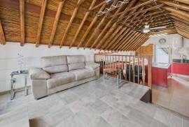 Tavira centre 3 bedroom townhouse with large sun terraces Tavira centre 3 bedroom townhouse with large sun terraces