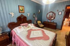listing listing