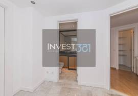 Luxury 3 Bedroom Apartment with Sea View, Pool and Garage – Britannia Building, Wall Luxury 3 Bedroom Apartment with Sea View, Pool and Garage – Britannia Building, Wall