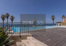 Luxury 3 Bedroom Apartment with Sea View, Pool and Garage – Britannia Building, Wall