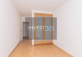 Luxury 3 Bedroom Apartment with Sea View, Pool and Garage – Britannia Building, Wall Luxury 3 Bedroom Apartment with Sea View, Pool and Garage – Britannia Building, Wall