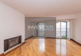 Luxury 3 Bedroom Apartment with Sea View, Pool and Garage – Britannia Building, Wall Luxury 3 Bedroom Apartment with Sea View, Pool and Garage – Britannia Building, Wall