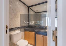 Luxury 3 Bedroom Apartment with Sea View, Pool and Garage – Britannia Building, Wall Luxury 3 Bedroom Apartment with Sea View, Pool and Garage – Britannia Building, Wall