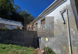 4 bedroom villa with annexes, garden and chestnut grove tree in Campeã, Vila Real
