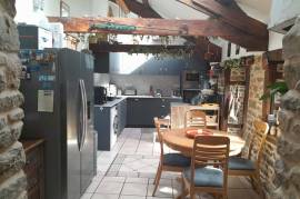 Houses for sale - 4 rooms - LA TRINITE PORHOET - (56490) Houses for sale - 4 rooms - LA TRINITE PORHOET - (56490)