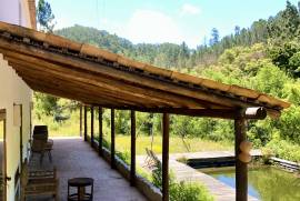 Villa Price €495,000 33228 Villa Price €495,000 33228
