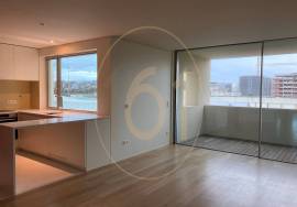 2 bedroom apartment with balcony in Matosinhos Sul for rent 2 bedroom apartment with balcony in Matosinhos Sul for rent