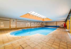 Luxury 2-Bedroom Apartment Next to Victoria Golf Course in Vilamoura, Algarve Luxury 2-Bedroom Apartment Next to Victoria Golf Course in Vilamoura, Algarve