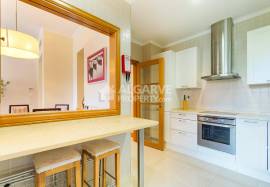 Luxury 2-Bedroom Apartment Next to Victoria Golf Course in Vilamoura, Algarve Luxury 2-Bedroom Apartment Next to Victoria Golf Course in Vilamoura, Algarve