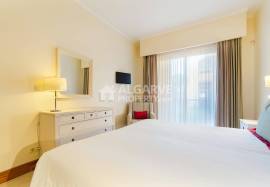 Luxury 2-Bedroom Apartment Next to Victoria Golf Course in Vilamoura, Algarve Luxury 2-Bedroom Apartment Next to Victoria Golf Course in Vilamoura, Algarve