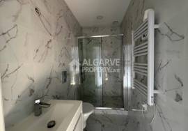 7-bedroom house in a quiet residential area close to the beach and the airport. 7-bedroom house in a quiet residential area close to the beach and the airport.