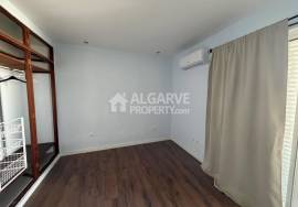 7-bedroom house in a quiet residential area close to the beach and the airport. 7-bedroom house in a quiet residential area close to the beach and the airport.