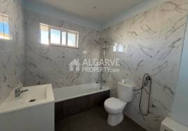7-bedroom house in a quiet residential area close to the beach and the airport. 7-bedroom house in a quiet residential area close to the beach and the airport.
