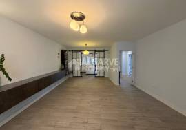7-bedroom house in a quiet residential area close to the beach and the airport. 7-bedroom house in a quiet residential area close to the beach and the airport.