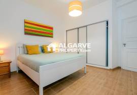 Spacious 5-Bedroom Villa on the Golf with Sea Views in Vilamoura Spacious 5-Bedroom Villa on the Golf with Sea Views in Vilamoura