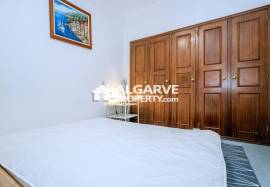 Spacious 5-Bedroom Villa on the Golf with Sea Views in Vilamoura Spacious 5-Bedroom Villa on the Golf with Sea Views in Vilamoura