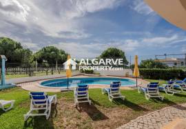 Spacious 5-Bedroom Villa on the Golf with Sea Views in Vilamoura Spacious 5-Bedroom Villa on the Golf with Sea Views in Vilamoura