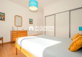 Spacious 5-Bedroom Villa on the Golf with Sea Views in Vilamoura Spacious 5-Bedroom Villa on the Golf with Sea Views in Vilamoura