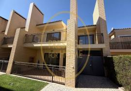 5 Bedroom Villa with Pool and Closed Garage in Private Condominium – Boliqueime 5 Bedroom Villa with Pool and Closed Garage in Private Condominium – Boliqueime