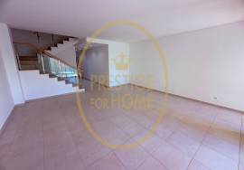 5 Bedroom Villa with Pool and Closed Garage in Private Condominium – Boliqueime 5 Bedroom Villa with Pool and Closed Garage in Private Condominium – Boliqueime