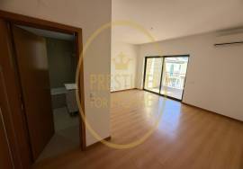 5 Bedroom Villa with Pool and Closed Garage in Private Condominium – Boliqueime 5 Bedroom Villa with Pool and Closed Garage in Private Condominium – Boliqueime