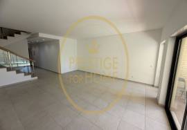 5 Bedroom Villa with Pool and Closed Garage in Private Condominium – Boliqueime 5 Bedroom Villa with Pool and Closed Garage in Private Condominium – Boliqueime