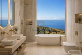 3 BEDROOM VILLA WITH POOL WITH SEA VIEW IN CALHETA