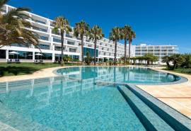 Portimão - Exclusive touristic development for sale in Praia da Rocha with marina and ocean views