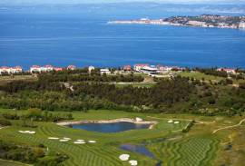 We are selling a luxury apartment in a golf resort